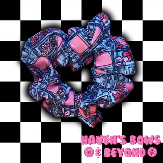Spicy book club regular scrunchie