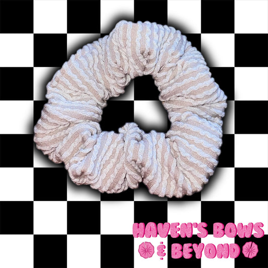 Nude urban mini scrunchie