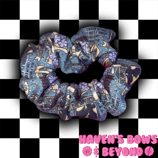 Fw bookish regular scrunchie