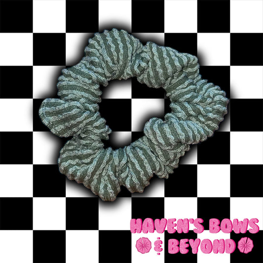 Green urban mini scrunchie
